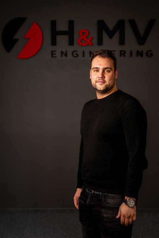 43 element media hmv r 43 element media hmv r